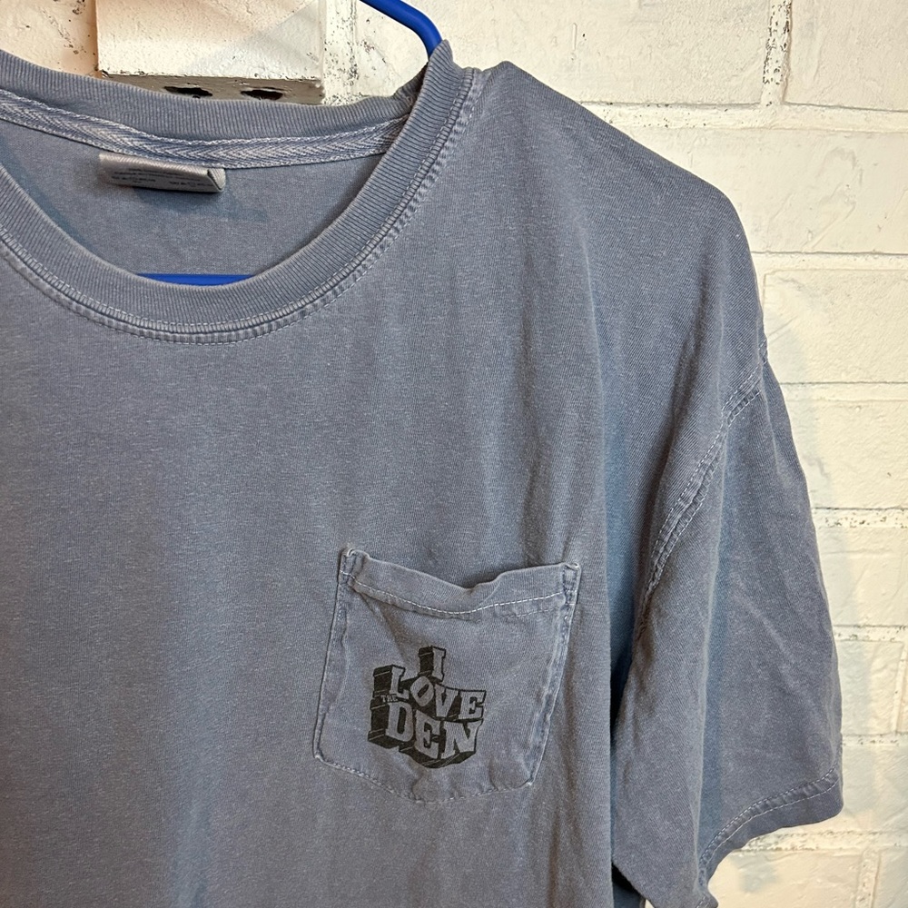 Purdue I love the den “discount den” tshirt
